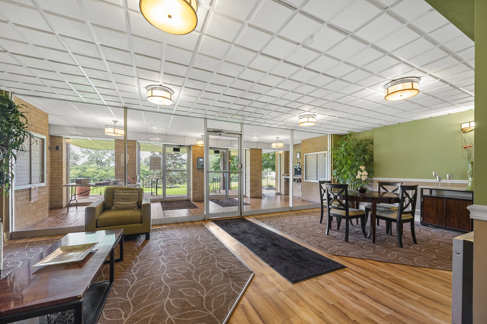 5400 Walnut Avenue 410