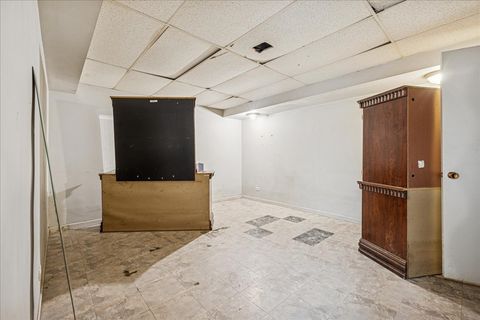 Tiny photo for 10129 Westmanor Drive, Franklin Park, IL 60131 (MLS # 12512591)