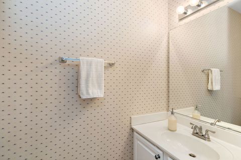 Tiny photo for 1041 Evergreen Street, Mundelein, IL 60060 (MLS # 12578703)