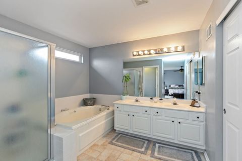 Tiny photo for 1041 Evergreen Street, Mundelein, IL 60060 (MLS # 12578703)