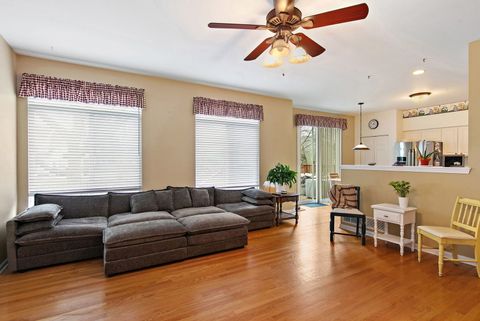 Tiny photo for 1041 Evergreen Street, Mundelein, IL 60060 (MLS # 12578703)