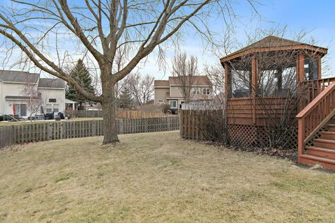 Tiny photo for 1041 Evergreen Street, Mundelein, IL 60060 (MLS # 12578703)