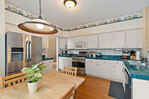 Tiny photo for 1041 Evergreen Street, Mundelein, IL 60060 (MLS # 12578703)