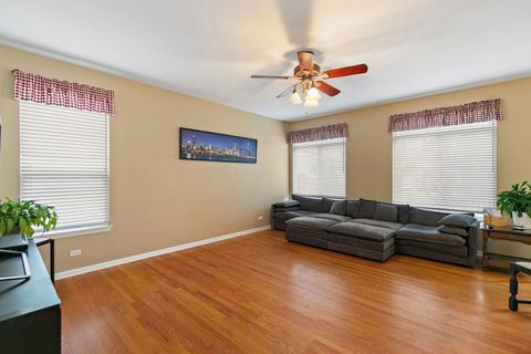 Tiny photo for 1041 Evergreen Street, Mundelein, IL 60060 (MLS # 12578703)