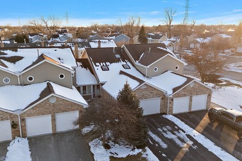 Tiny photo for 17273 Lakebrook Drive, Orland Park, IL 60467 (MLS # 12532521)