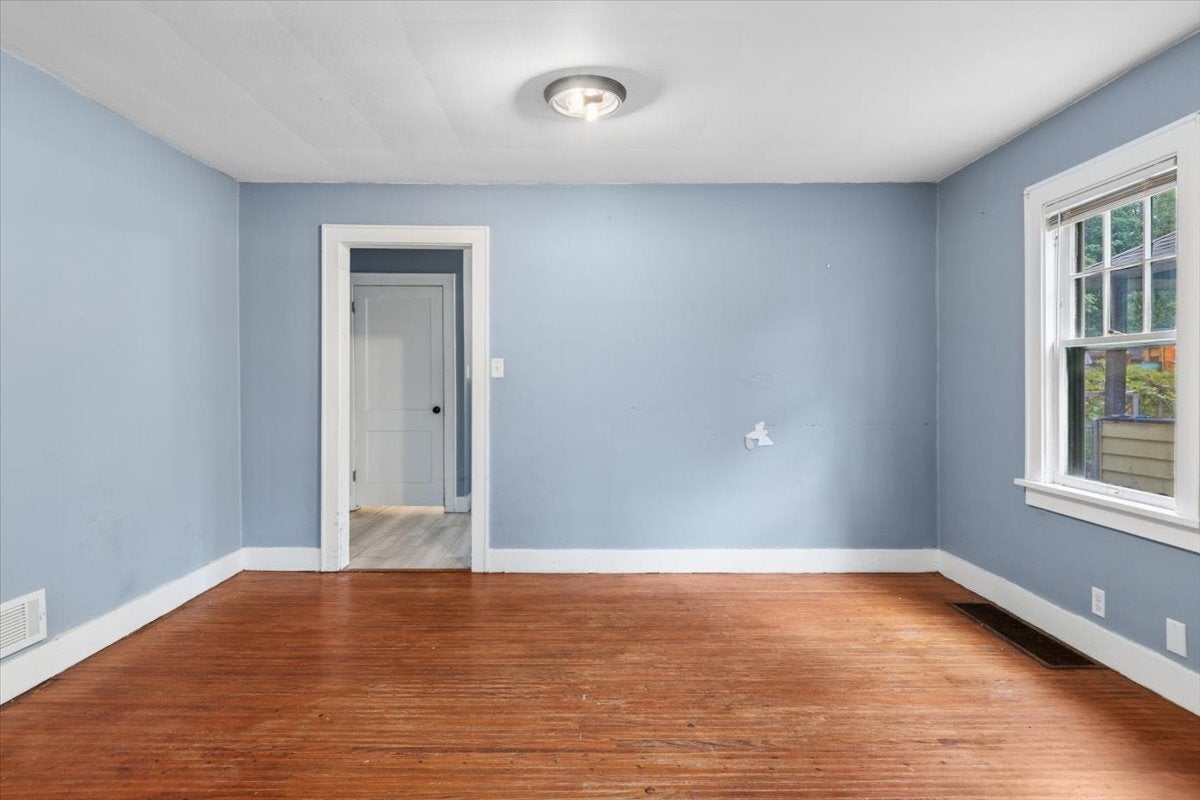 832 N 11th Street