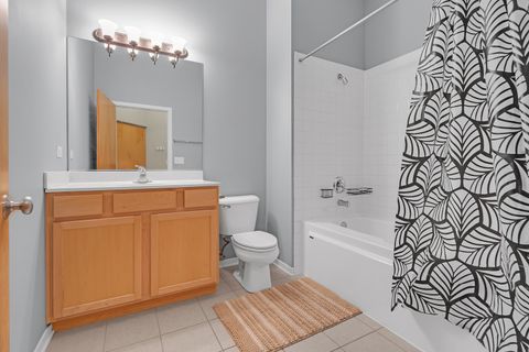 Tiny photo for 2915 N Clybourn Avenue #310, Chicago, IL 60618 (MLS # 12490808)