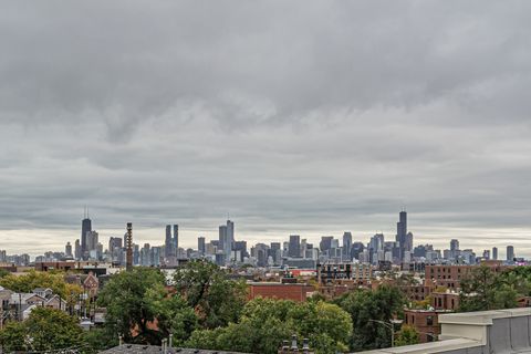Tiny photo for 2915 N Clybourn Avenue #310, Chicago, IL 60618 (MLS # 12490808)