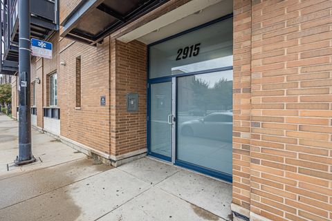 Tiny photo for 2915 N Clybourn Avenue #310, Chicago, IL 60618 (MLS # 12490808)