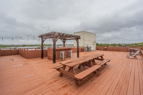 Tiny photo for 2915 N Clybourn Avenue #310, Chicago, IL 60618 (MLS # 12490808)