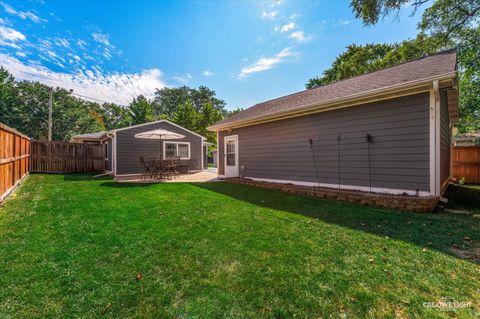 Tiny photo for 124 S Pine Street, Geneva, IL 60134 (MLS # 12468974)