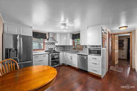 Tiny photo for 124 S Pine Street, Geneva, IL 60134 (MLS # 12468974)