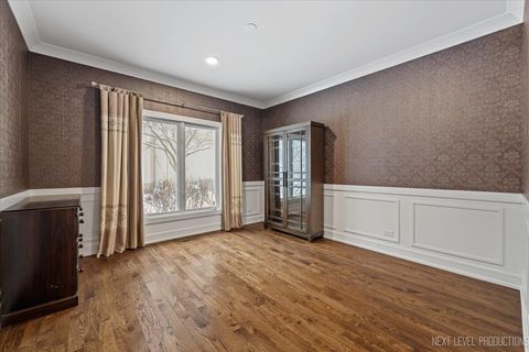 Tiny photo for 970 Waterside Court, Aurora, IL 60502 (MLS # 12574019)