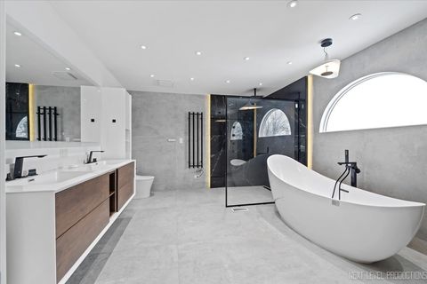 Tiny photo for 970 Waterside Court, Aurora, IL 60502 (MLS # 12574019)