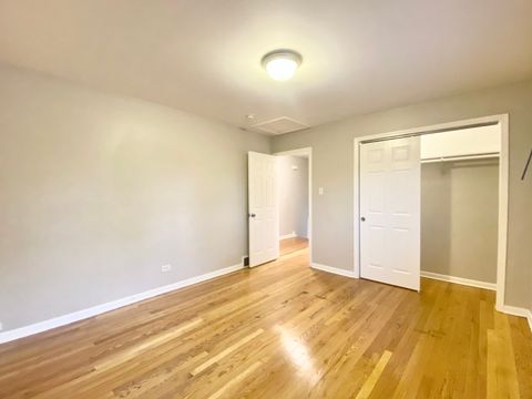 Tiny photo for 112 E 160th Place, South Holland, IL 60473 (MLS # 12498465)