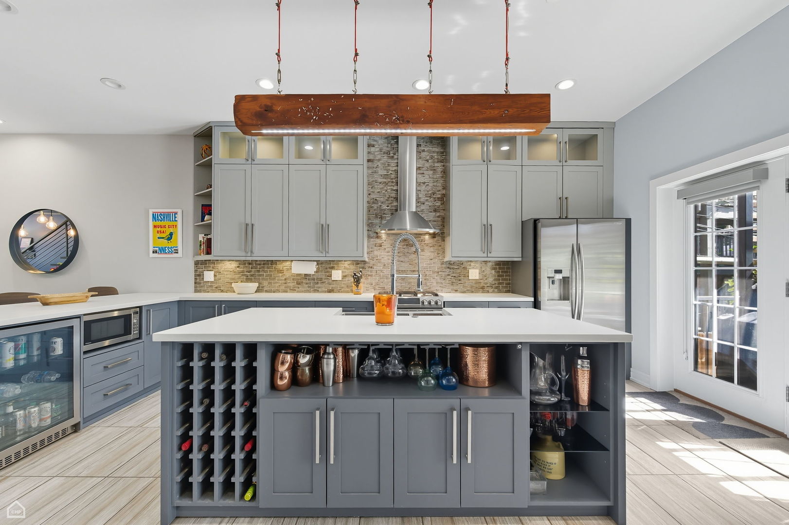 Chicago, Illinois 60612, United States, 4 Bedrooms Bedrooms, ,4 BathroomsBathrooms,Residential,Active,239987