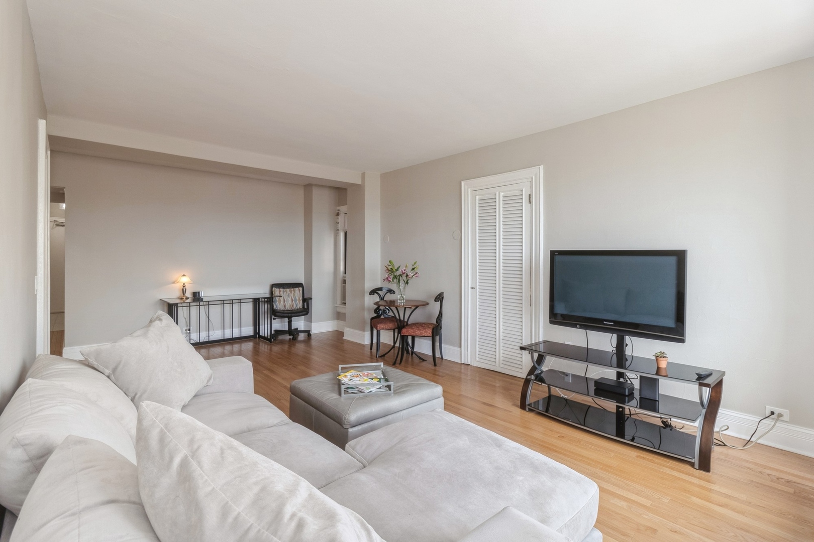 5300 S Shore Drive 71