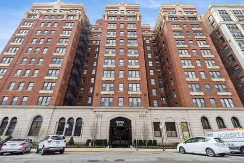 5300 S Shore Drive 71 Chicago IL 60615