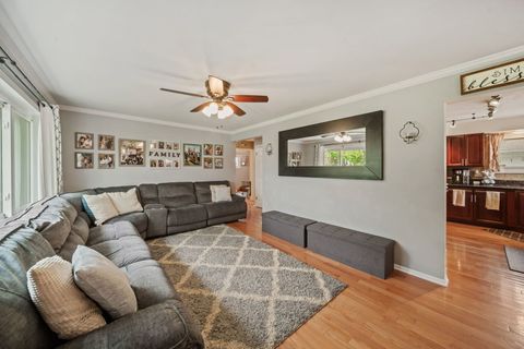 Tiny photo for 8243 N Washington Street, Niles, IL 60714 (MLS # 12633899)