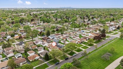 Tiny photo for 8243 N Washington Street, Niles, IL 60714 (MLS # 12633899)