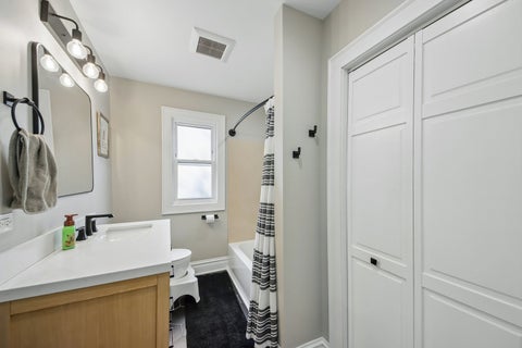 Tiny photo for 1216 Canfield Road, Park Ridge, IL 60068 (MLS # 12766506)