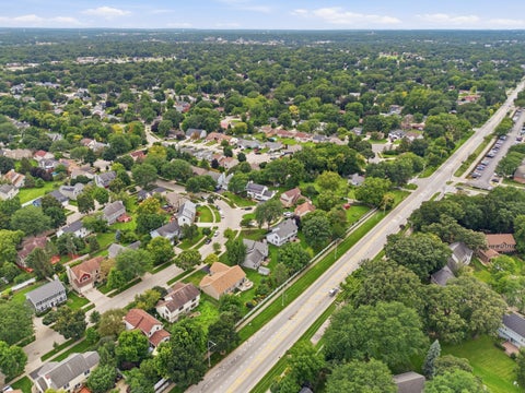 Tiny photo for 1050 Hampshire Lane, Elgin, IL 60120 (MLS # 12738877)