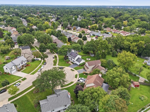 Tiny photo for 1050 Hampshire Lane, Elgin, IL 60120 (MLS # 12738877)