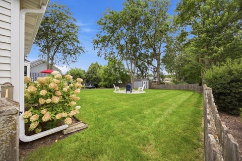 Tiny photo for 1050 Hampshire Lane, Elgin, IL 60120 (MLS # 12738877)