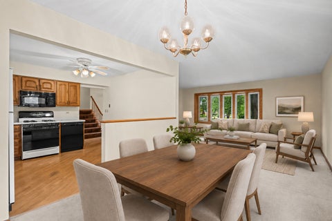 Tiny photo for 1706 E Euclid Avenue, Arlington Heights, IL 60004 (MLS # 12744136)
