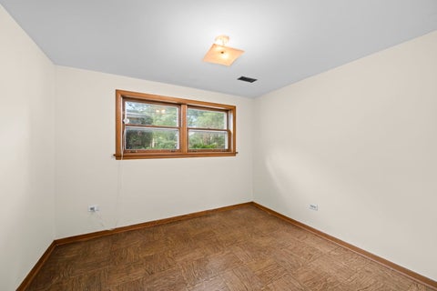 Tiny photo for 1706 E Euclid Avenue, Arlington Heights, IL 60004 (MLS # 12744136)