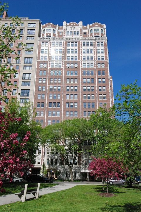 Photo of 2440 N Lakeview Avenue #11E, Chicago, IL 60614 (MLS # 12604204)