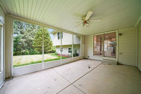 Tiny photo for 1668 Hidden Valley Drive, Bolingbrook, IL 60490 (MLS # 12445475)