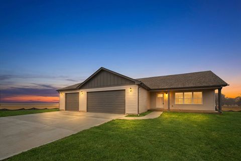 Tiny photo for 477 Emma Drive, Manteno, IL 60950 (MLS # 12620355)