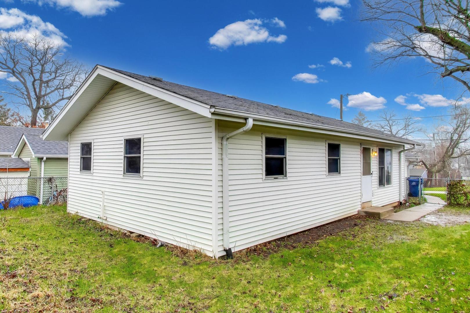 18304 W Grand Drive