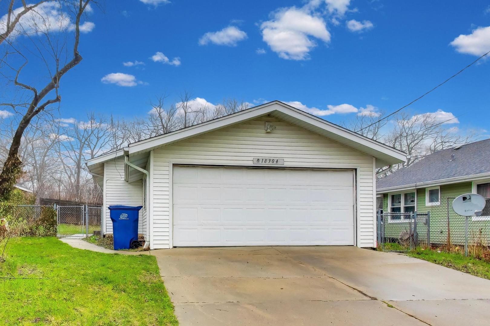 18304 W Grand Drive