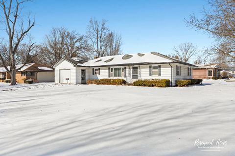 Tiny photo for 160 E Pendexter Avenue, Watseka, IL 60970 (MLS # 12555428)