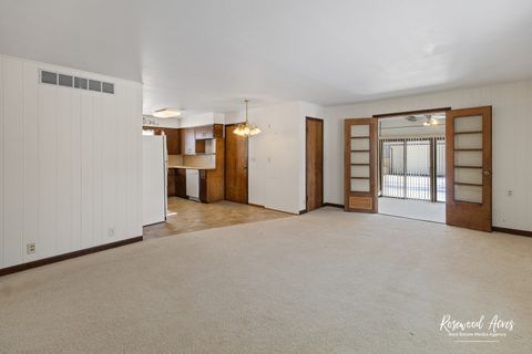 Tiny photo for 160 E Pendexter Avenue, Watseka, IL 60970 (MLS # 12555428)