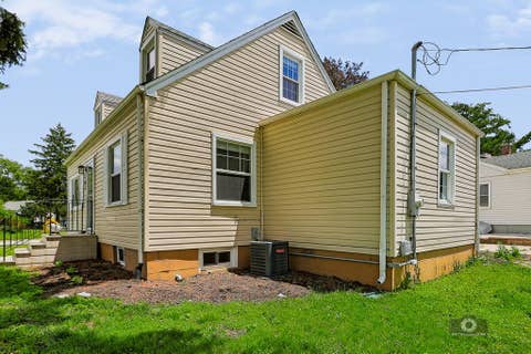 Tiny photo for 707 E 9th Street, Lockport, IL 60441 (MLS # 12681132)