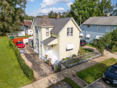 Tiny photo for 305 S Joliet Street, Joliet, IL 60436 (MLS # 12432682)