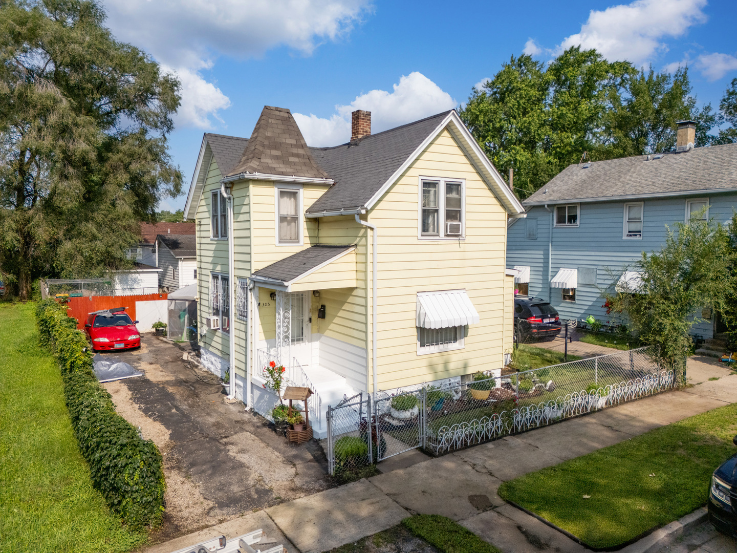 305 S Joliet Street