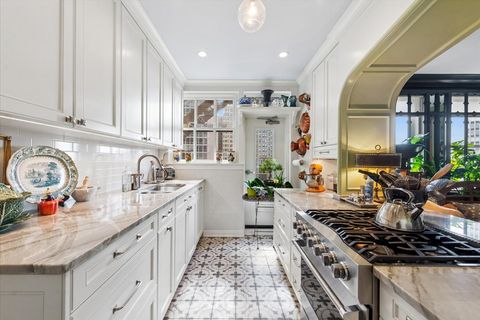 Tiny photo for 2440 N LAKEVIEW Avenue #6D, Chicago, IL 60614 (MLS # 12596101)