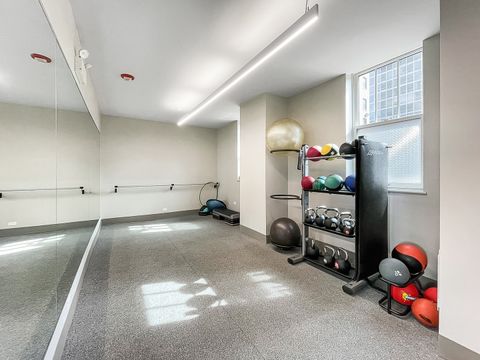 Tiny photo for 2440 N LAKEVIEW Avenue #6D, Chicago, IL 60614 (MLS # 12596101)