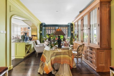 Tiny photo for 2440 N LAKEVIEW Avenue #6D, Chicago, IL 60614 (MLS # 12596101)