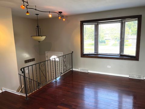 Tiny photo for 16500 76th Avenue, Tinley Park, IL 60477 (MLS # 12508714)