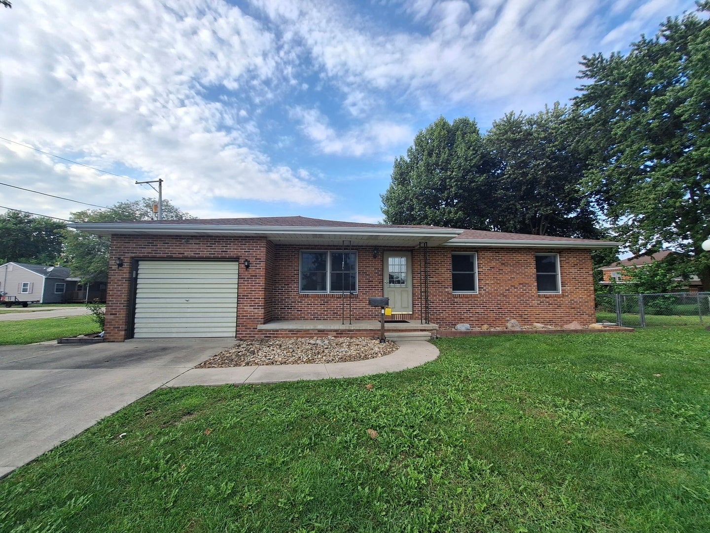 800 Cotton Street