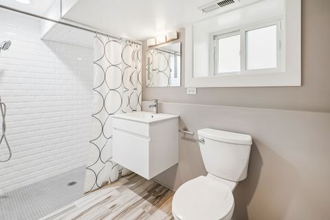 Tiny photo for 5215 W Pensacola Avenue, Chicago, IL 60641 (MLS # 12620392)