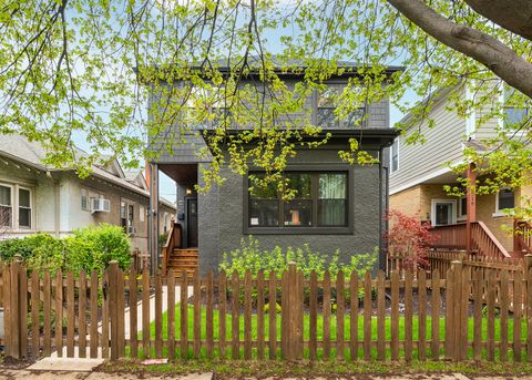 Photo of 5215 W Pensacola Avenue, Chicago, IL 60641 (MLS # 12620392)