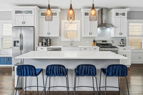 Tiny photo for 5215 W Pensacola Avenue, Chicago, IL 60641 (MLS # 12620392)