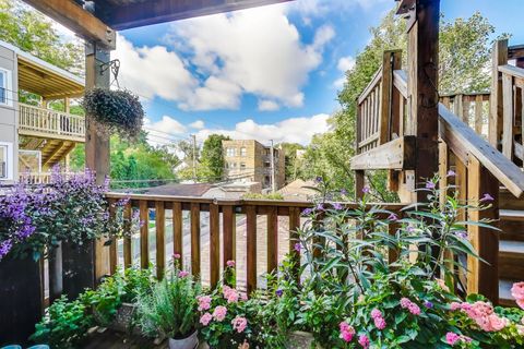 Tiny photo for 4544 N Sacramento Avenue #2, Chicago, IL 60625 (MLS # 12476529)