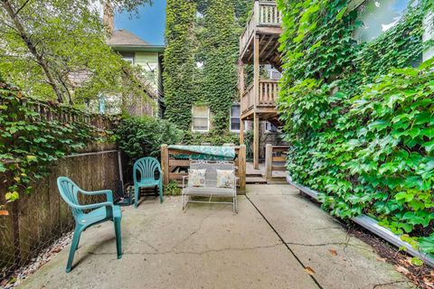 Tiny photo for 4544 N Sacramento Avenue #2, Chicago, IL 60625 (MLS # 12476529)